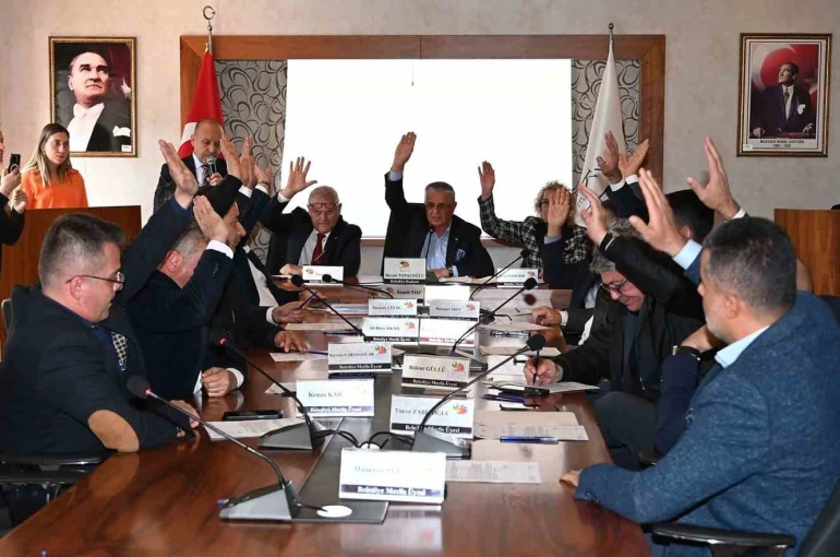 Çamyuva Mahallesi’nde sel ve su baskınına karşı çalışma raporu oy birliği ile kabul edildi