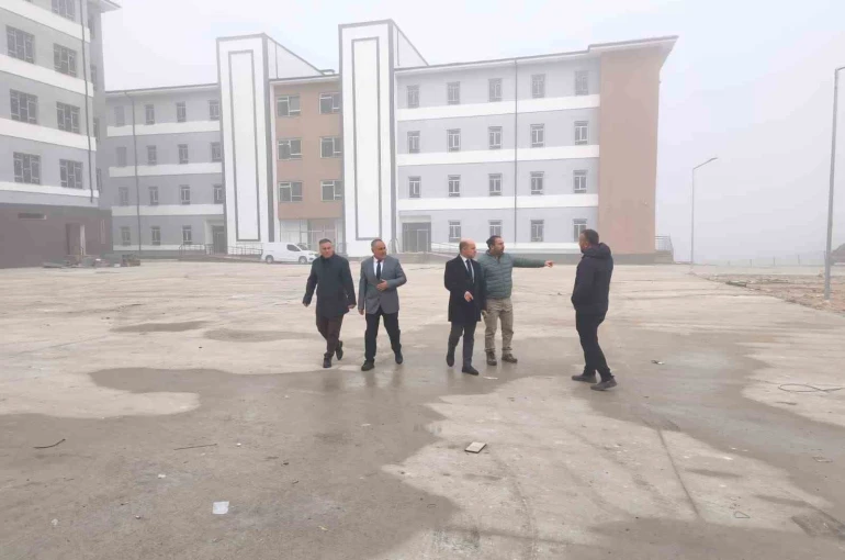 Çan Fen Lisesi ve Çan Anadolu Lisesi inşaatlarında inceleme