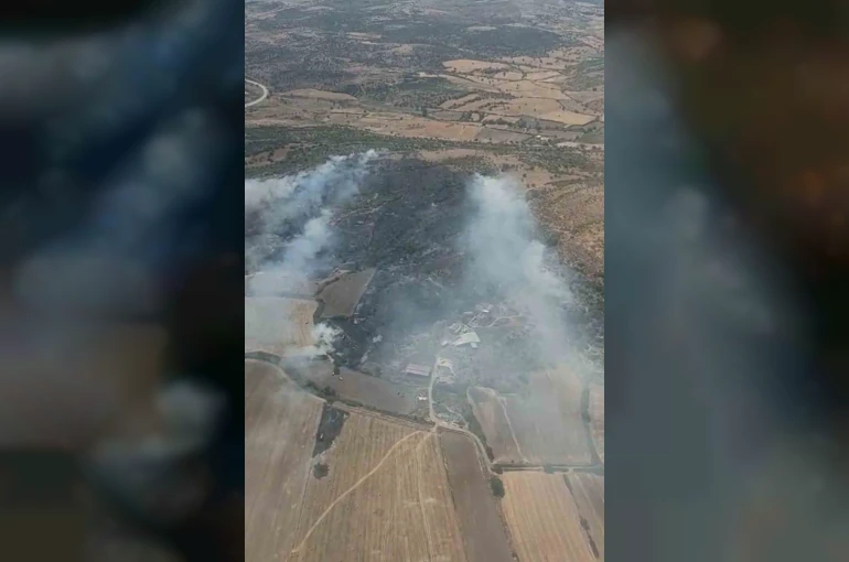 Çanakkale’de bozuk orman sahasında çıkan yangın kontrol altına alındı