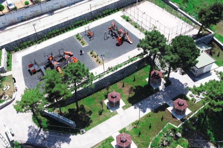 Canik’te aydınlatma ve park çalışmaları