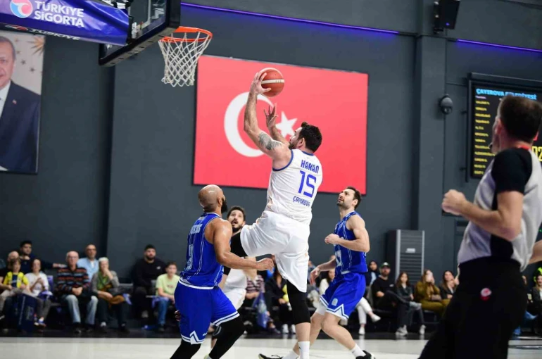 Çayırova Belediyesi, Kağıtspor’u 102-71 mağlup etti