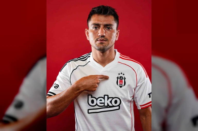 Cengiz Ünder: "Bir an önce sahada olmak istiyorum"