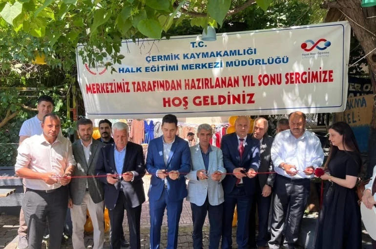 Çermik’te kadınların el emeği sergisi açıldı