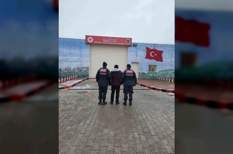 Çeşitli suçlardan aranan 24 kişiyi jandarma yakaladı