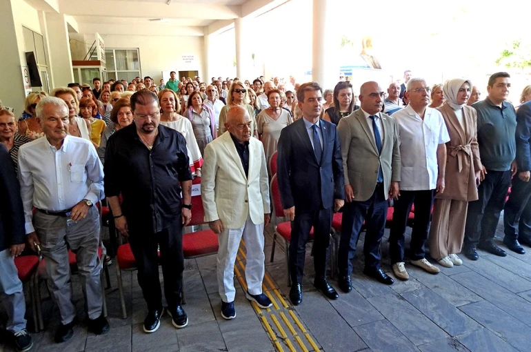 Çeşme Devlet Hastanesi’nin acil servisi dayanışmayla yenilendi