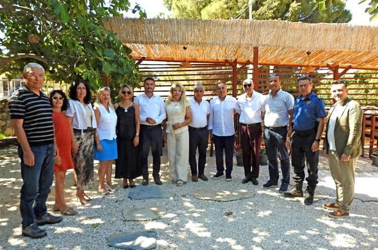 Çeşme Müftüsü Murat Yılmaz’a veda kahvaltısı