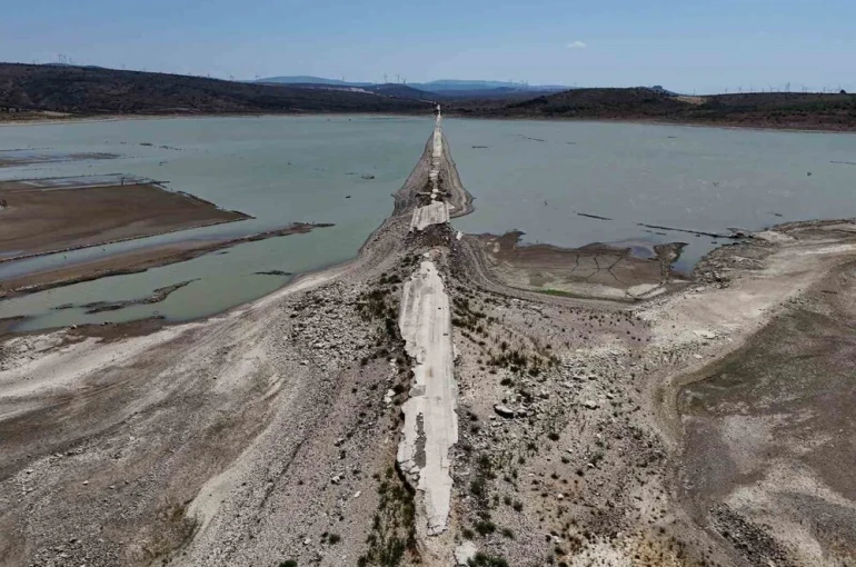 Çeşme’de rekor yağışa rağmen Kutlu Aktaş Barajı’nda doluluk yüzde 1’in altında
