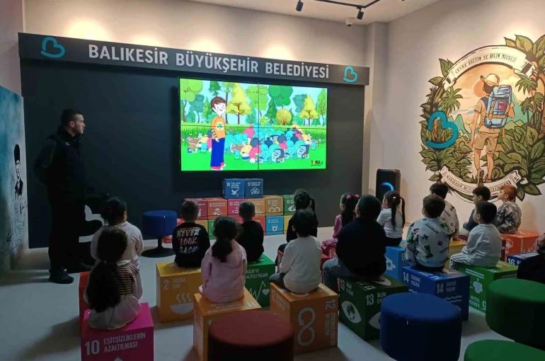Çevre Eğitim ve Bilim Merkezi minikleri ağırladı