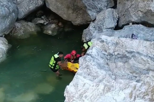 Ceyhan Nehri’nde kaybolan kişinin cansız bedenine ulaşıldı