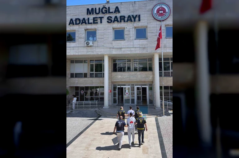 Cezaevi firarisi çaldığı motosiklette yakalandı 