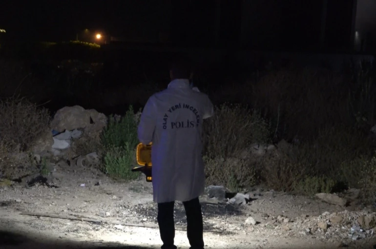 Cezaevinden izinli çıkan şahıs boş arazide ölü bulundu