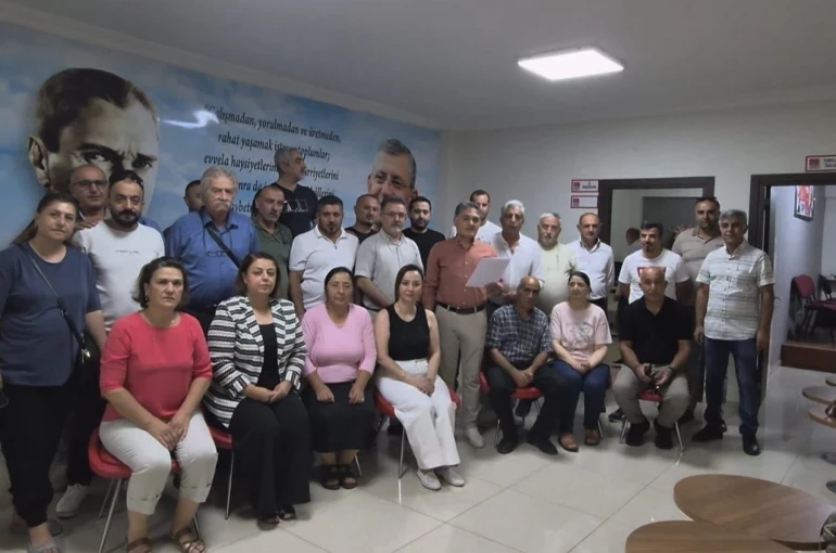 CHP Erzincan teşkilatında toplu istifa