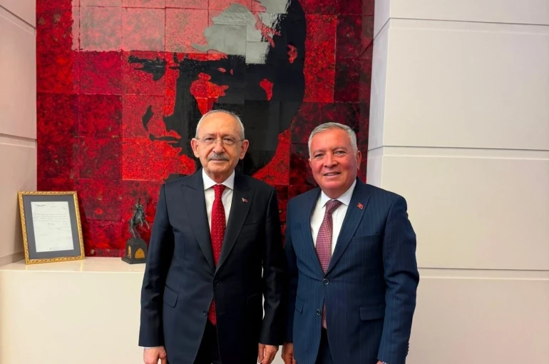 CHP Genel Merkezini ziyaret eden Başkan Kepenek’ten Kılıçdaroğlu’na destek mesajı