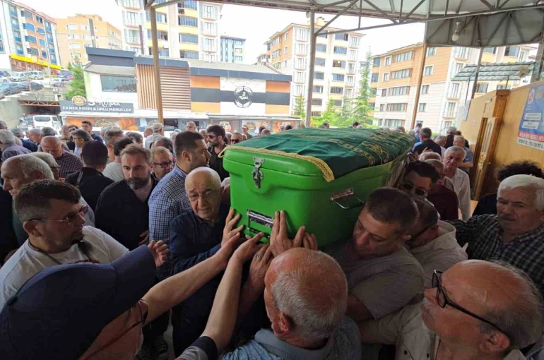 CHP Karabük İl Başkan Yardımcısı Mustafa Erten son yolculuğuna uğurlandı 
