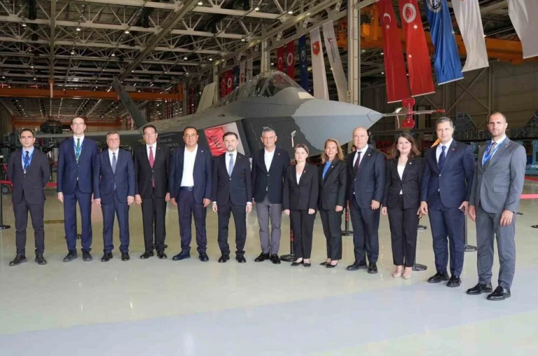 CHP lideri Özel’den KAAN paylaşımı: "KAAN’ımız gücünü dışarıdan değil, milletimizden almaktadır"