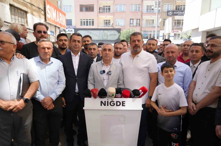 CHP Niğde’de toplu istifa: 5 bin 300 üyenin partiden ayrıldığı açıklandı