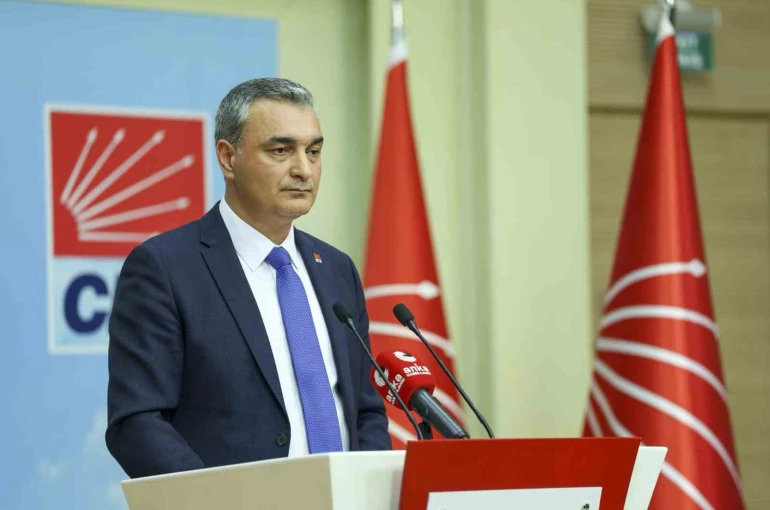 CHP Sözcüsü Sarı: "4 il başkanlığımız merkez ilçelerle beraber görevden alındı"