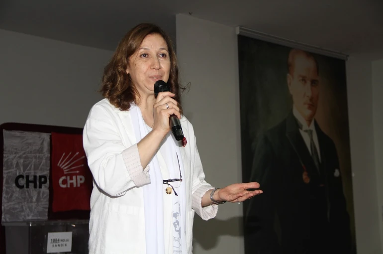 CHP’li meclis üyelerinden CHP İlçe Başkanının kooperatifine veto