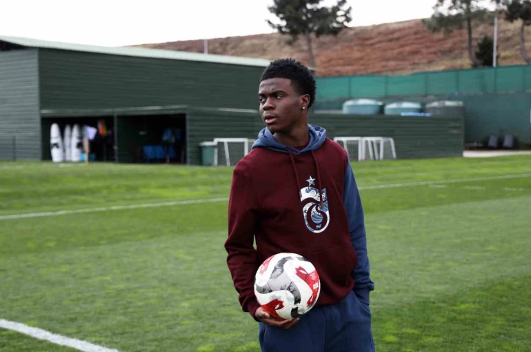 Christ Inao Oulai: "Futbolcu olmasaydım matematikçi olurdum"