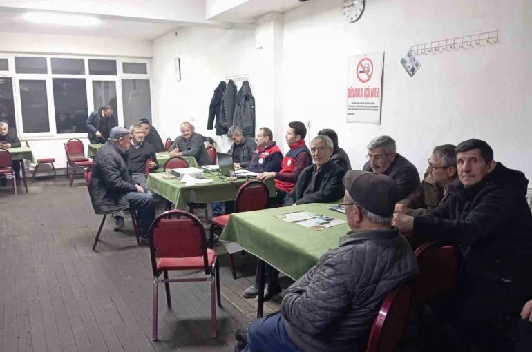 Çiftçilere ’Bitki Koruma Ürünleri Uygulayıcısı Eğitimi’