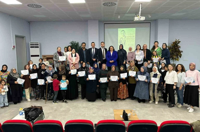 Çilimli ilçesinde vatandaşlarla ‘aile’ konuşuldu