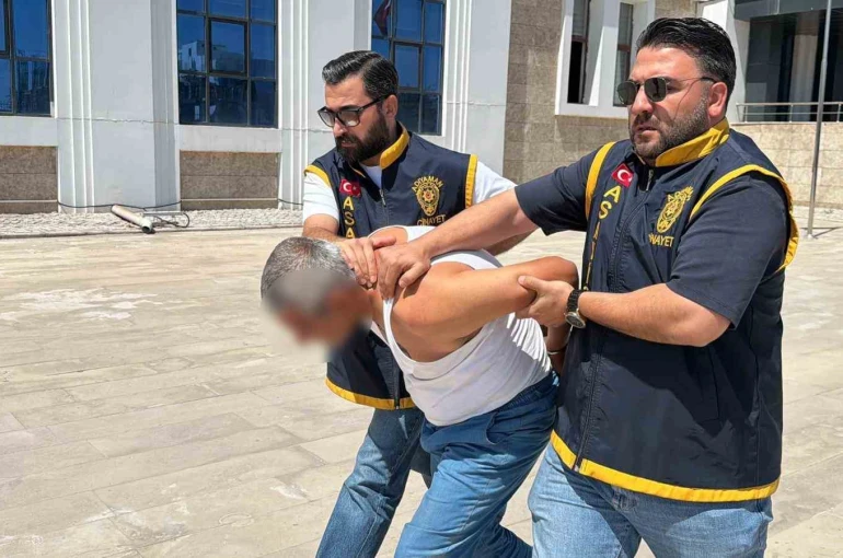 Cinayet zanlısı adliyeye sevk edildi