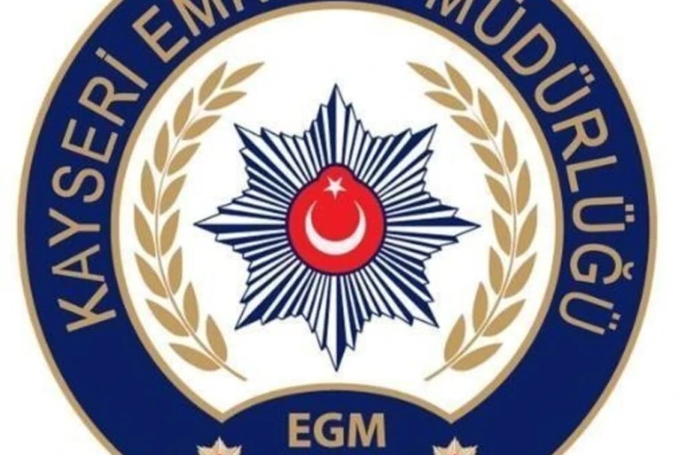 Cinsel içerikli yayın yapan 102 sosyal medya hesabına erişim engeli getirildi