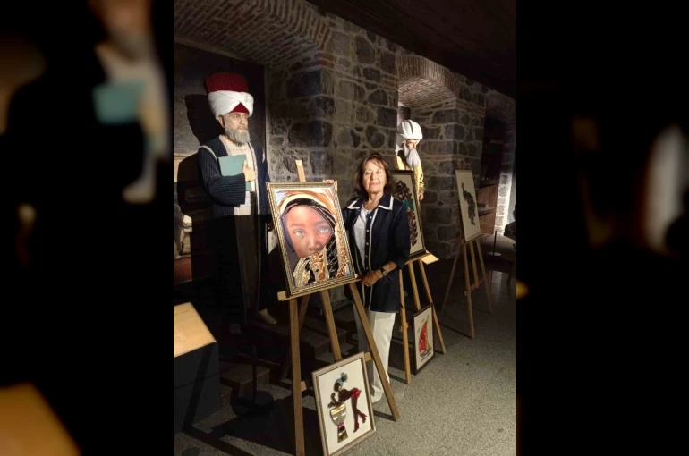 Çivi ile Telin Aşkı: Sabırla ilmek ilmek dokunan eserler sanatseverlerle buluşuyor