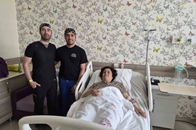 Çivrilli hasta kesi yapılmadan yapılan tedaviyle sağlığına kavuştu