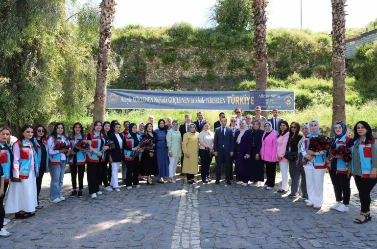 Cizre’de tarihi Bırca Belek Parkında anlamlı Anneler Günü kutlaması