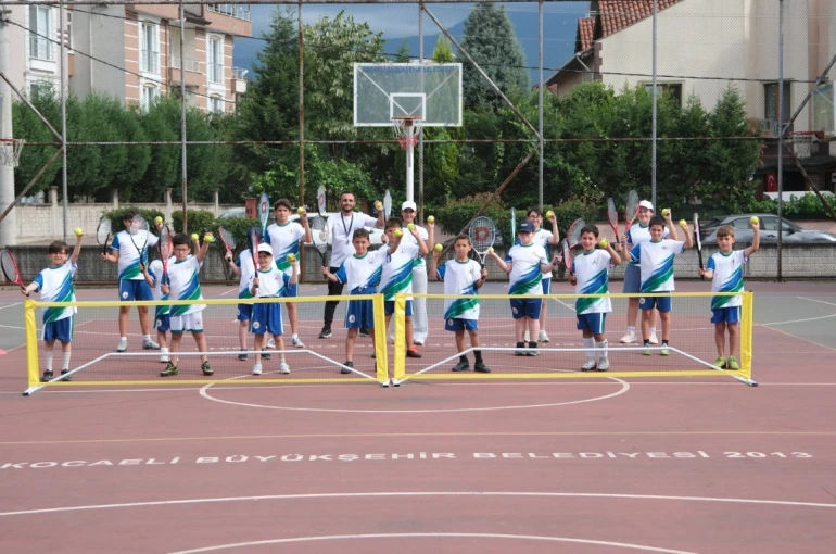 Çocuklar yazın rotasını spora çevirdi 