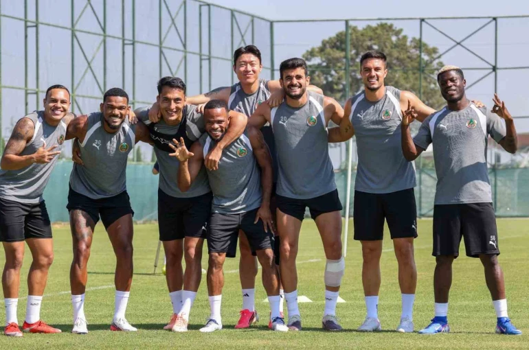 Corendon Alanyaspor, Burdur kampında yeni sezon hazırlıklarını sürdürdü