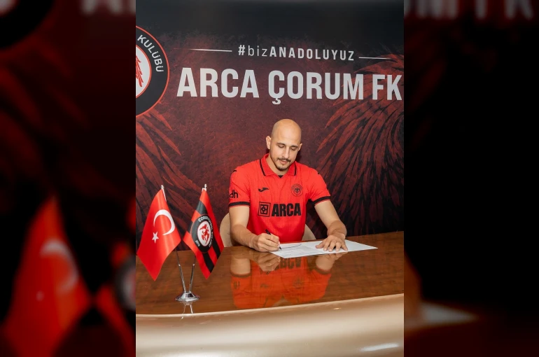Çorum FK, kaleci Erhan Erentürk’ü renklerine bağladı
