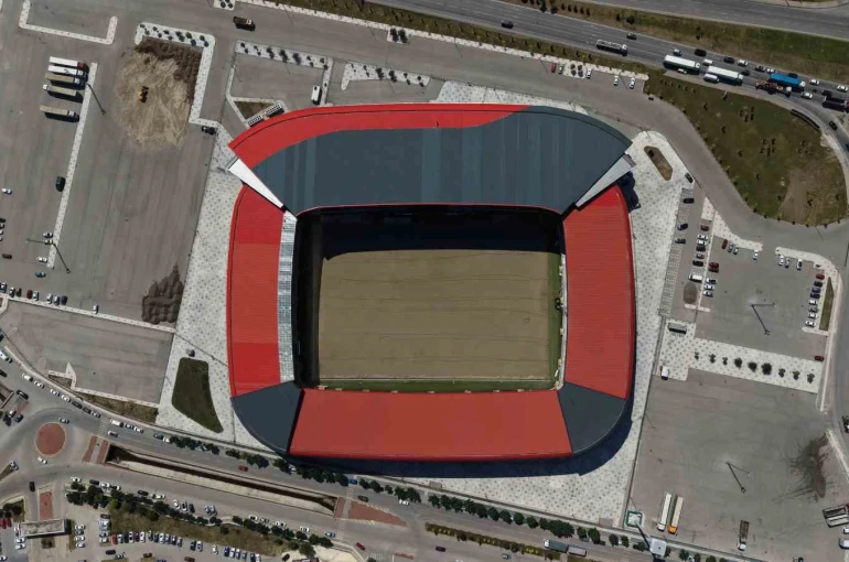 Çorum Şehir Stadyumu’nda Süper Lig mesaisi