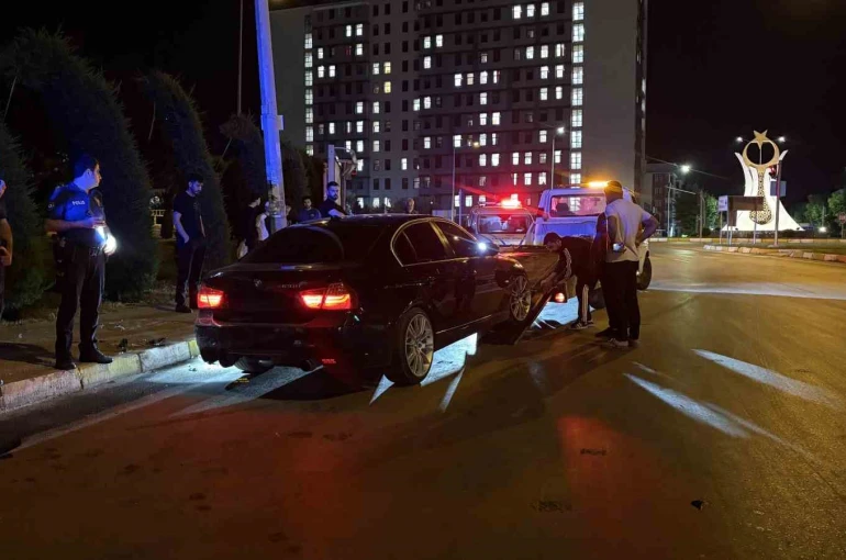 Çorum’da zincirleme kaza: 2’si polis 4 yaralı