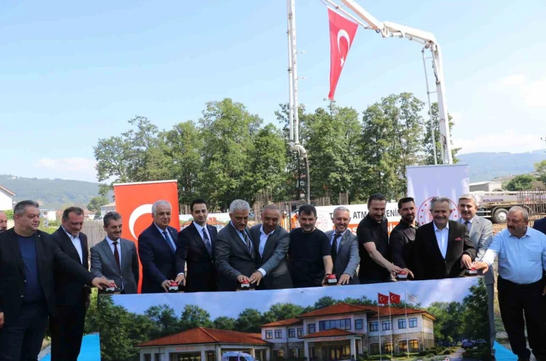 Cumayeri’nde sağlık hizmetleri tek çatı altında toplanıyor