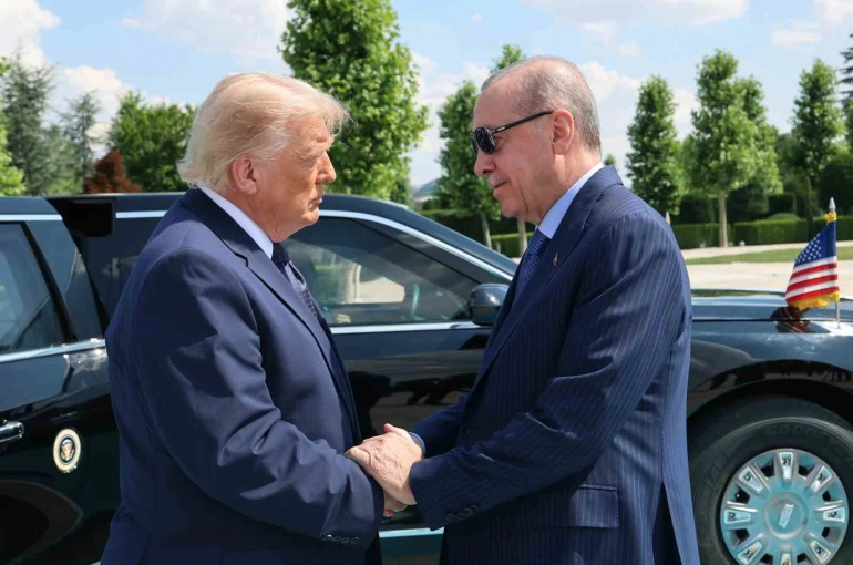 Cumhurbaşkanı Erdoğan, Amerika Birleşik Devletleri Başkanı Trump’ı törenle karşıladı