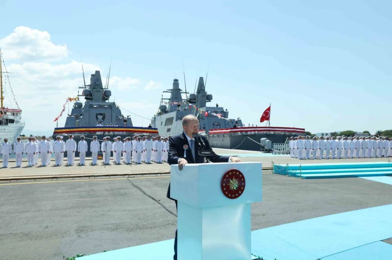 Cumhurbaşkanı Erdoğan: "Askeri gemi inşa sanayimiz, 103 yıllık cumhuriyet tarihimizin en yoğun ve en verimli günlerini yaşıyor"