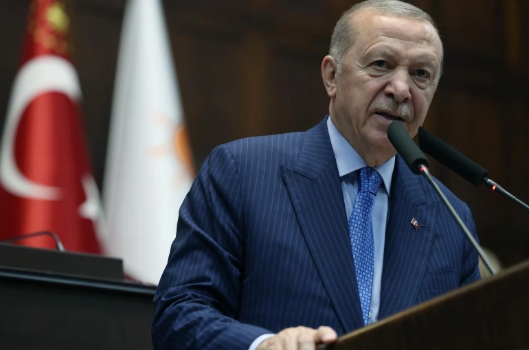 Cumhurbaşkanı Erdoğan: "Doğu Akdeniz'de Türkiye'nin hak ve hukukuna kastedilirse cevabımız çok sert olur"