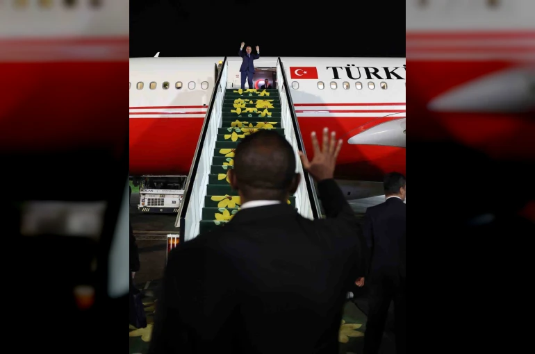 Cumhurbaşkanı Erdoğan, Etiyopya’daki temaslarını tamamladı