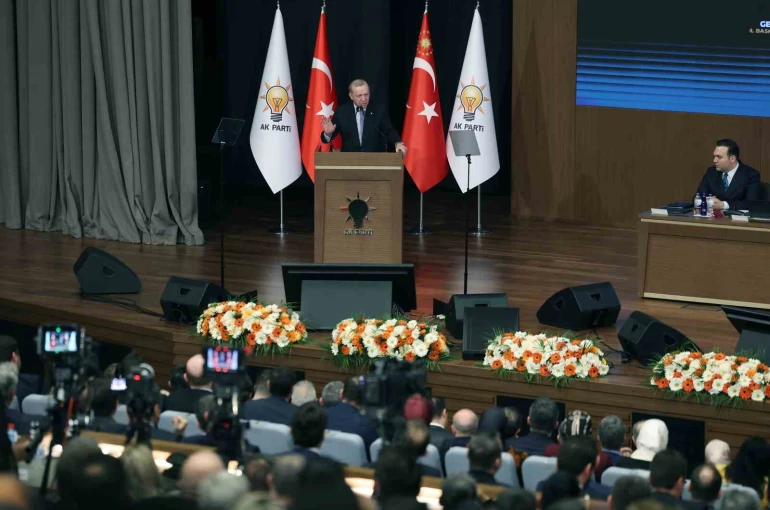 Cumhurbaşkanı Erdoğan: "Filistinlilerin kanı elinde olanların hadsizliği teneke tıngırtısı hükmündedir"