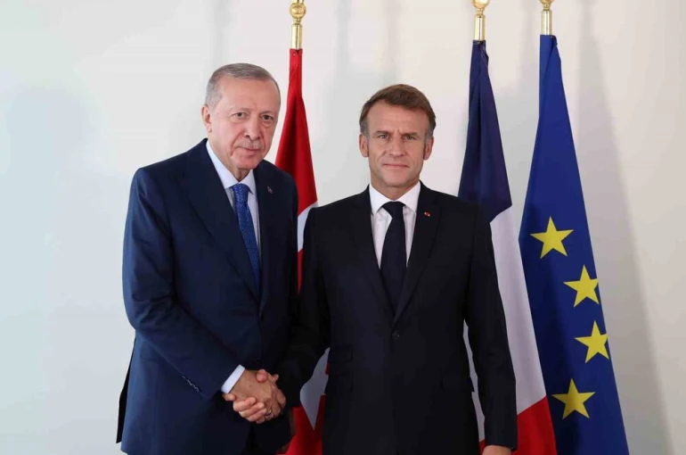 Cumhurbaşkanı Erdoğan, Fransa Cumhurbaşkanı Macron ile görüştü