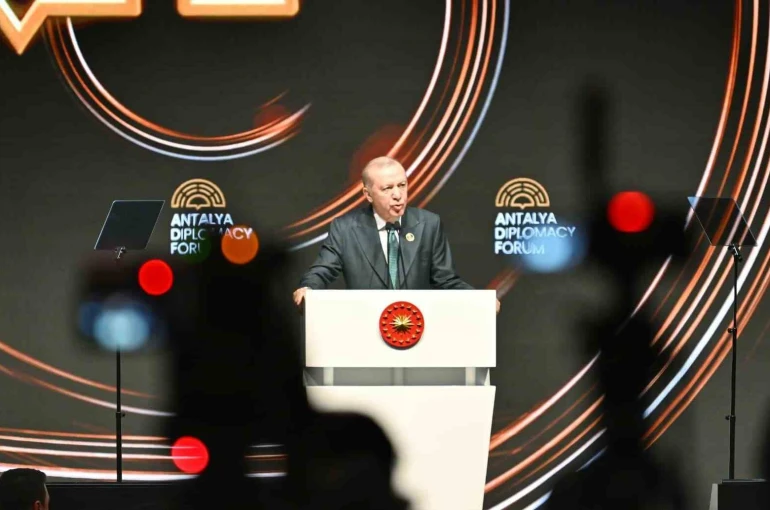 Cumhurbaşkanı Erdoğan: "Gazze’deki soykırım mevcut düzenin neye izin verdiğini göstermiştir"