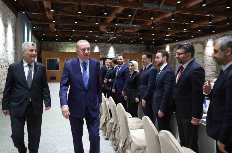 Cumhurbaşkanı Erdoğan, iş adamları heyetini kabul etti