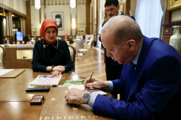 Cumhurbaşkanı Erdoğan, kurban vekaletini Türk Kızılay’a verdi