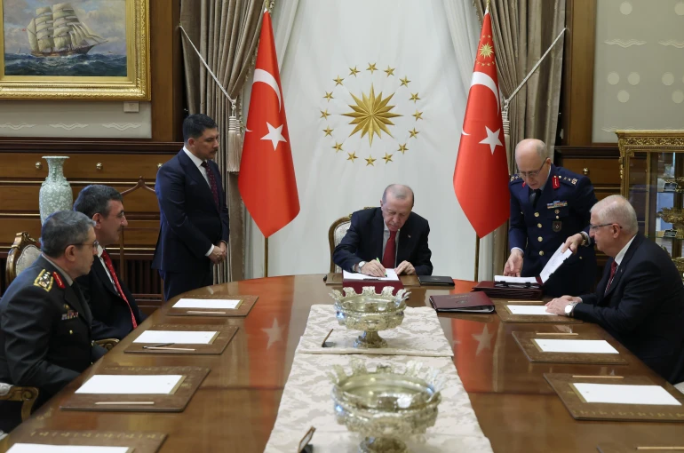 Cumhurbaşkanı Erdoğan YAŞ kararlarını imzaladı