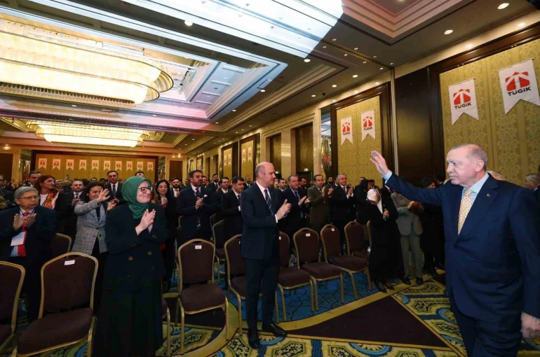 Cumhurbaşkanı Erdoğan: "Yeniden şekillenen dünya düzeninde kutup başlarından birisi inşallah Türkiye’miz olacak"