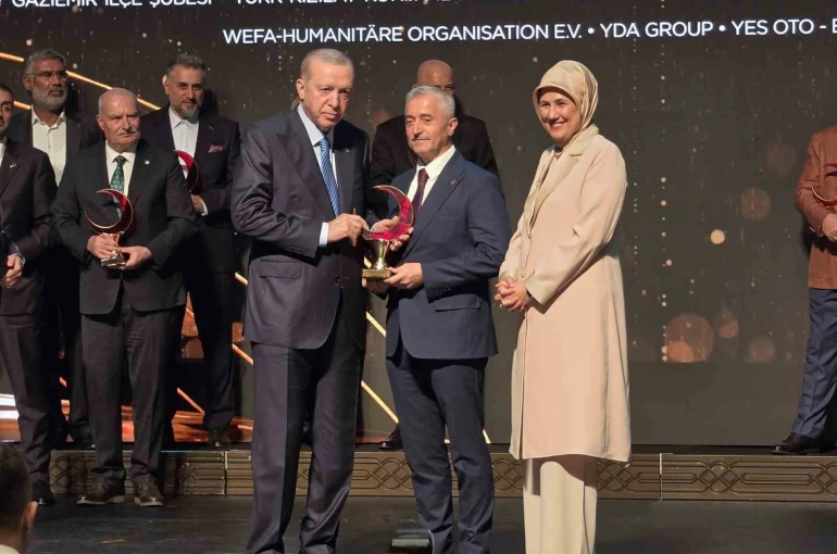 Cumhurbaşkanı Erdoğan’dan Tahmazoğu’na birincilik ödülü
