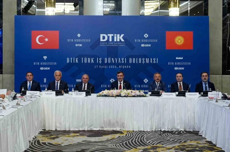 Cumhurbaşkanı Yardımcısı Yılmaz, Kırgızistan’da Türk iş insanlarıyla buluştu