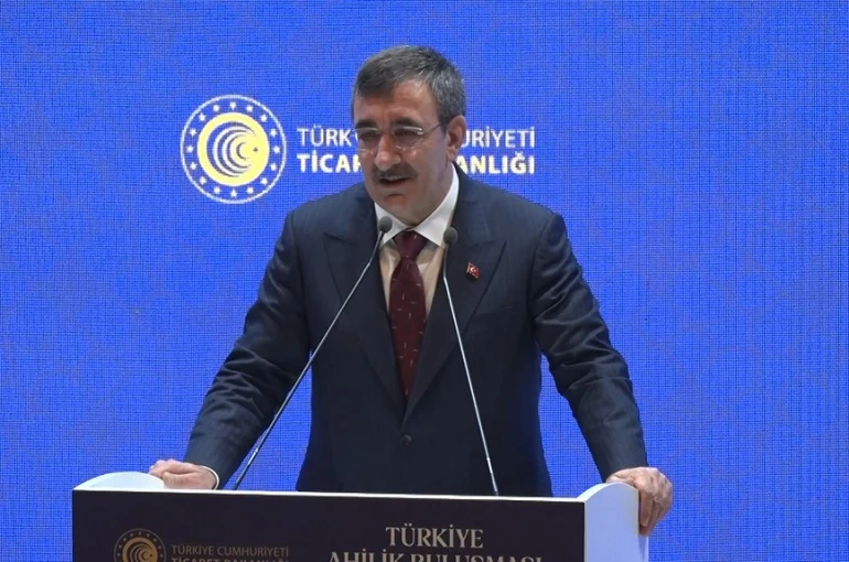 Cumhurbaşkanı Yardımcısı Yılmaz: "Ocak ayı enflasyon rakamıyla birlikte enflasyonda 20’li rakamları göreceğiz"
